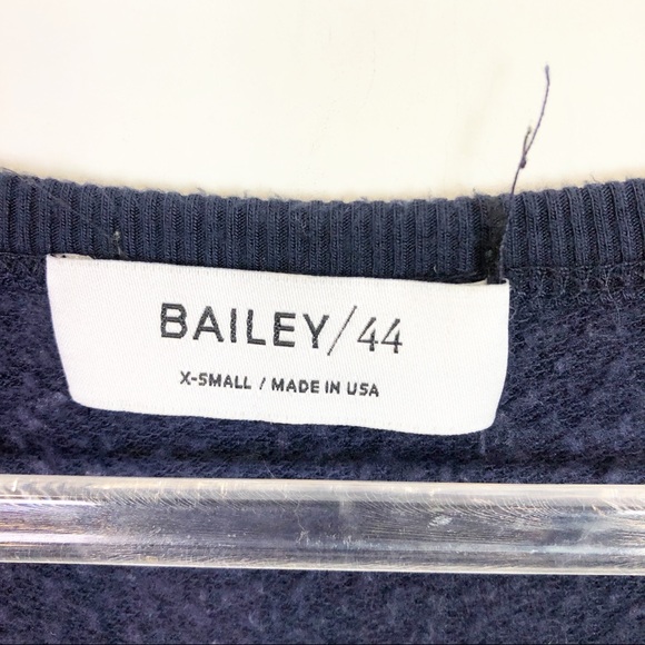 BAILEY 44 NAVY BLUE COLD SHOULDER LONG SLEEVE SUPER SOFT PULLOVER SWEATSHIRT - Picture 4 of 5